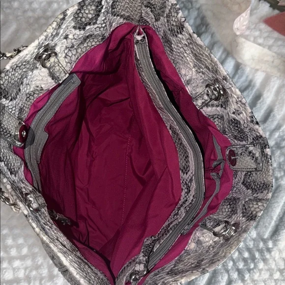 🆕 NINE WEST Caroline Faux Leather Snakeskin Tote NWT Large Purse HandBag Grey - Picture 11 of 15